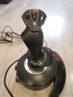 Thrustmaster T.Flight Hotas X (PC/PS3) – joystick + plyn - 2