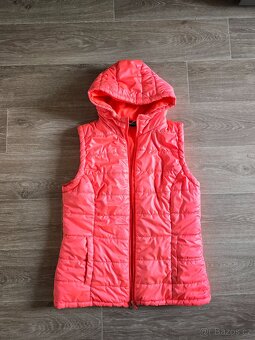 Krásná vyrazná vesta vel.M/L - 2