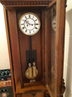 Nástěnné hodiny - 2