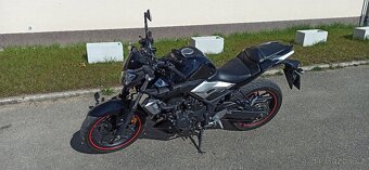 Yamaha MT03 - 2