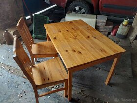 Jídelní stůl a židle - 2