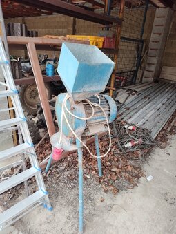 Šrotovník na obilí 380V (třífázový) - 2