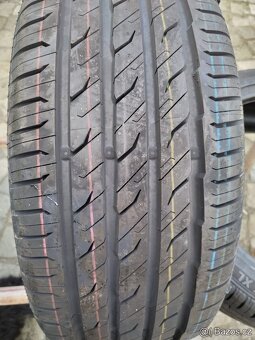 215/45/17 letni pneu SEMPERIT a GOODRIDE 215/45 R17 - 2