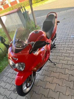 Suzuki GSX600F Katana - 2