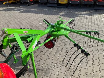 Obracečka sena, nahrabovačka sena CR-250 - 2