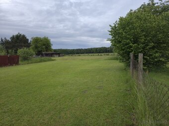 Dům a pozemek 2539 m2 v Kalištích u Lipí, 7,5km od Č.B. - 2