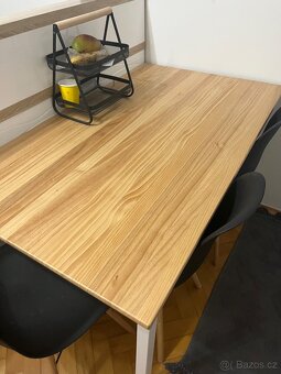 IKEA jídelní stůl - PINNTORP - 2