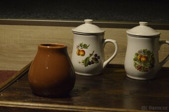 Porcelánové hrnky s víčky + kalabasy na maté (sada) - 2
