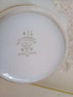 Retro porcelánová konvice - 2
