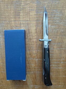 Nůž automatický-vyhazovací-AKC Swinguard - 2