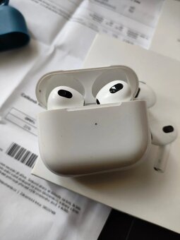 Apple AirPods 3 2021 - 2