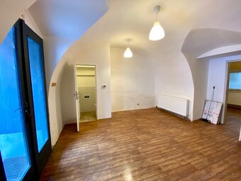 Pronájem obchodního prostoru 40m2 Kostelec nad Černými lesy - 2