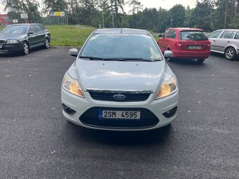 PRODÁM FORD FOCUS Mk2 po faceliftu 1.6 74kW combi - 2