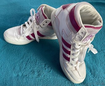 Dámské krásné kotníkové boty Adidas 38 2/3 - 2