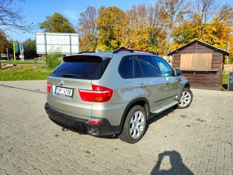 BMW X5 rok 10 210 kW nafta - 2