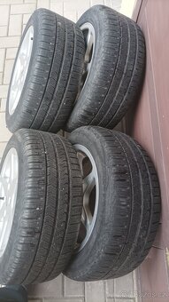 ALU kola TITAN 7Jx15 ET38  pneu 205/50 R15 M+S - 2