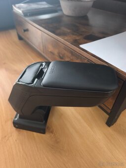 Loketka Armster 2 škoda rapid - 2