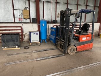 Elektrický vysokozdvižný vozík TOYOTA - 2