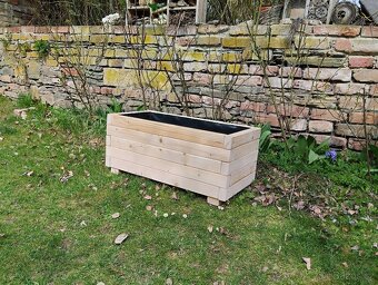 Dřevěné květináče - 2