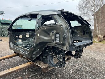 BMW i3 I01 LCi skelet karoserie 2448813 - 2