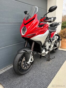 MV Agusta Turismo Veloce 800 - 2