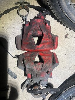 Přední brzdy Octavia 1 RS - 2