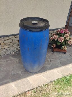 Sud plastový na vodu nebo jiné - 2