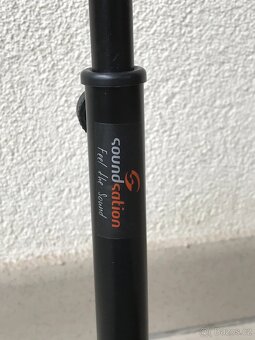 Stojanek na kytaru SOUNDSATION - 2