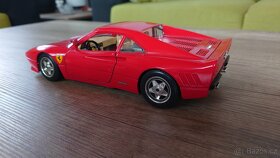 Ferrari GTO - 1:18 Bburago - 2