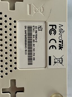 Mikrotik hEX RB750Gr-2 - 2