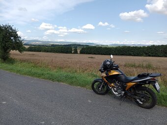 Honda 700 transalp - 2