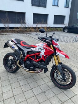 Ducati Hypermotard 939 SP - 2