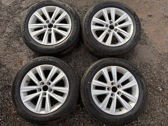 Original letní kola Volkswagen 5x100 6J ET40 185/60 R15 - 2