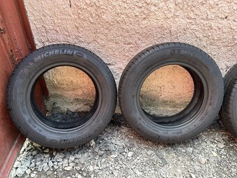 Prodám gumy 195/65/15 Michelin - 2