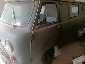 UAZ sanitka vojenská - 2