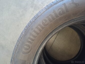 Pneu Espace V 235/55 R19 - 2