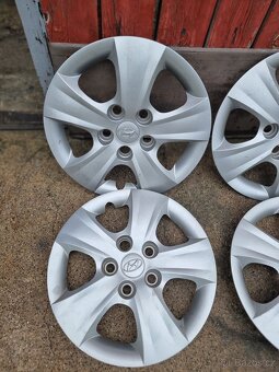 HYUNDAI poklice r15 - 2
