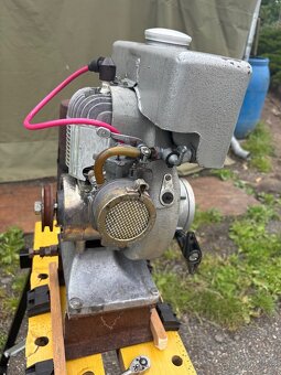 Stabilní motor Barkas EL-65 - 2