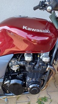 Kawasaki ZR 7 po 1.majiteli - 2