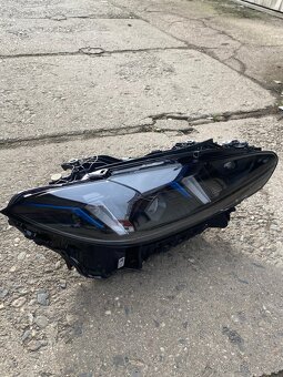 Pravé světlo BMW 4 G22 lift full led shadow 5A3B314-03 - 2