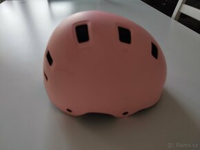 Dětská helma na brusle - 2