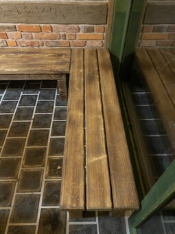 Masivní dřevěná lavice drásaná - 2