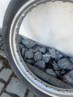 Prodam orig rafky i gumu 19 palcu Jawa Sport /Californian - 2