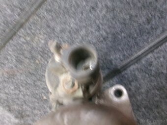 Octavia 2 starter k motoru 1,9 tdi 77kw - 2