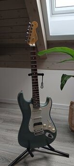 Fender American Professional STRATOCASTER HSS - 2