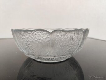 SKLENĚNÁ BROUŠENÁ MISKA - 2