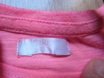 Dívčí top bez rukávů vel.122 - 2