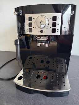 De'Longhi Magnifica S - 2
