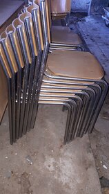 7 x chromované stohovatelné židle,300 kč/ks - 2