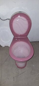 Umyvadlo s nohou + kombi WC - 2